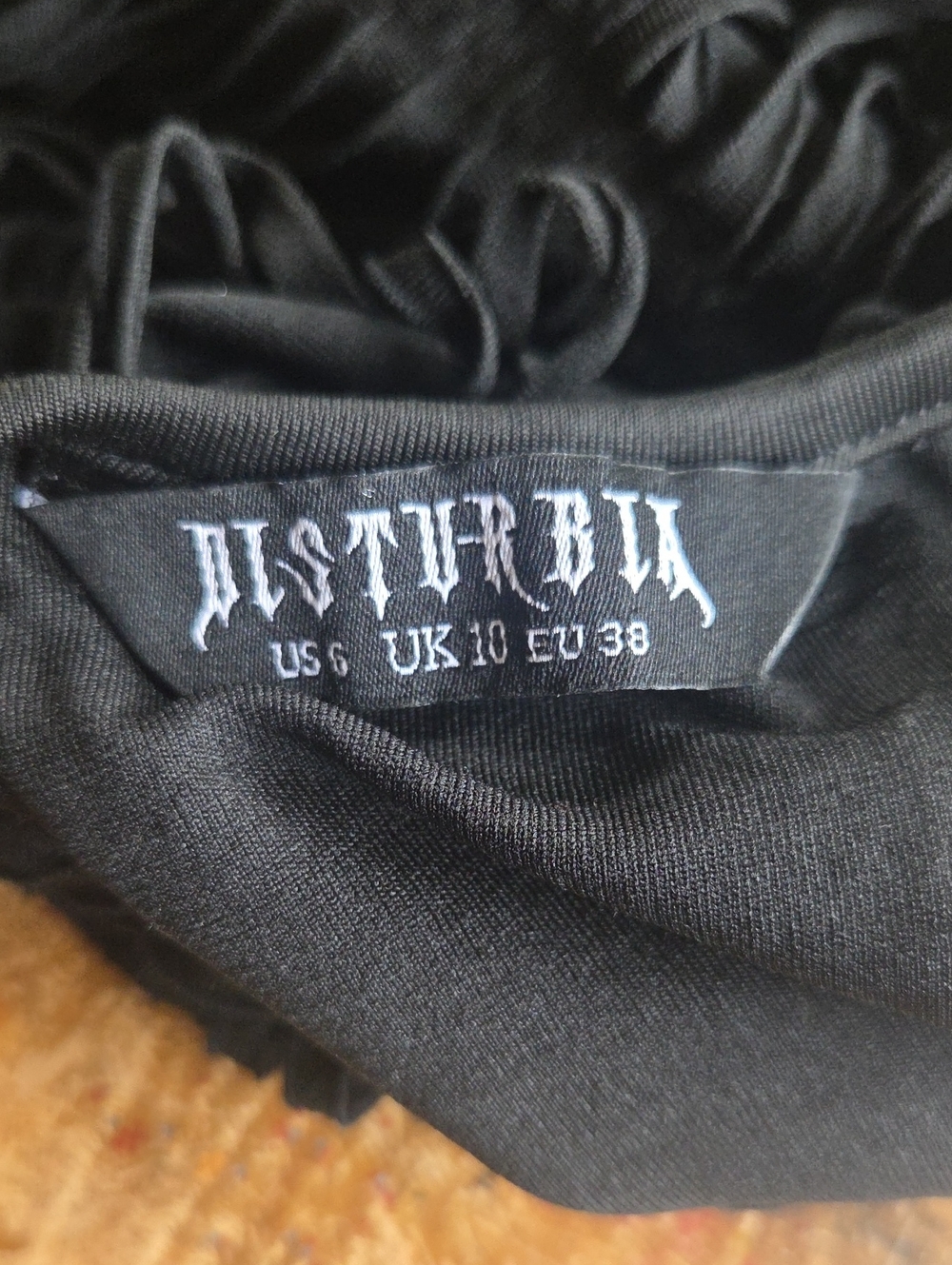 Disturia Distressed Top - Picture 5 of 5
